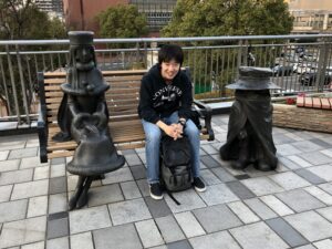 銀河鉄道999銅像ベンチ